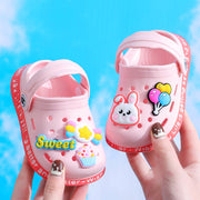 Chaussons de dessin animé mignons pour bébé